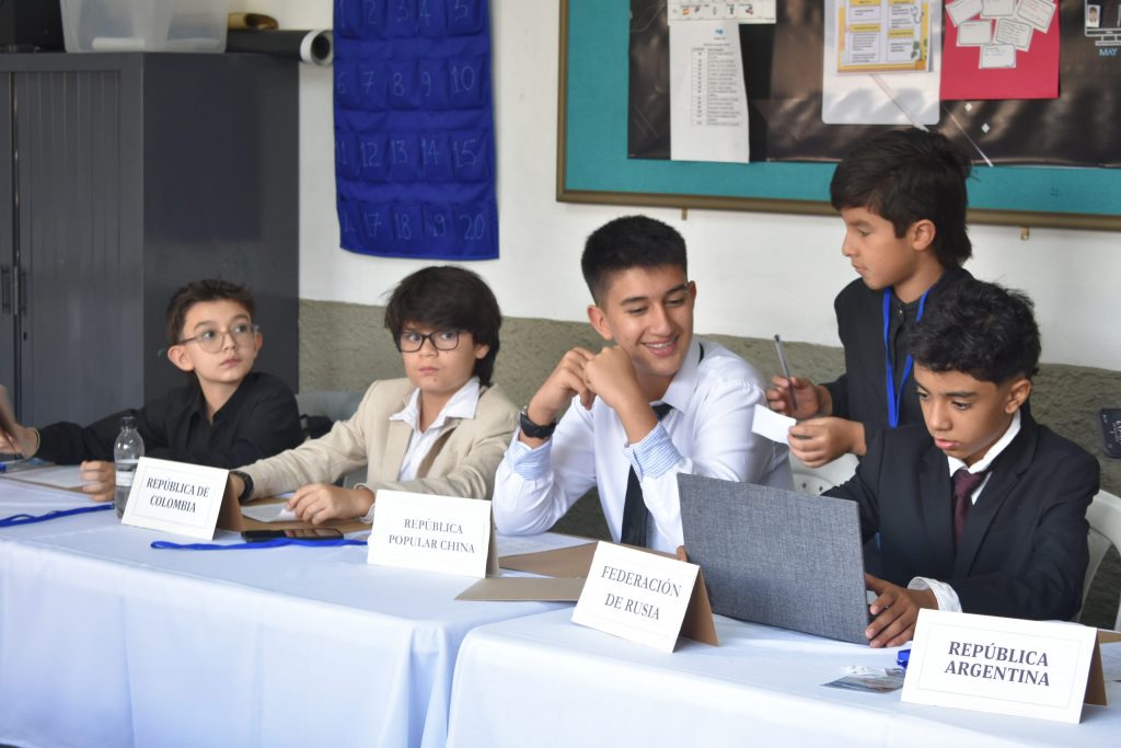 LondresMUN 2025: Una experiencia de debate, aprendizaje y liderazgo